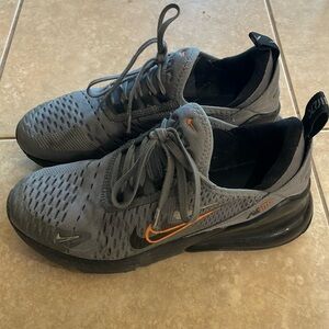 Nike Air Max 270 Sneakers